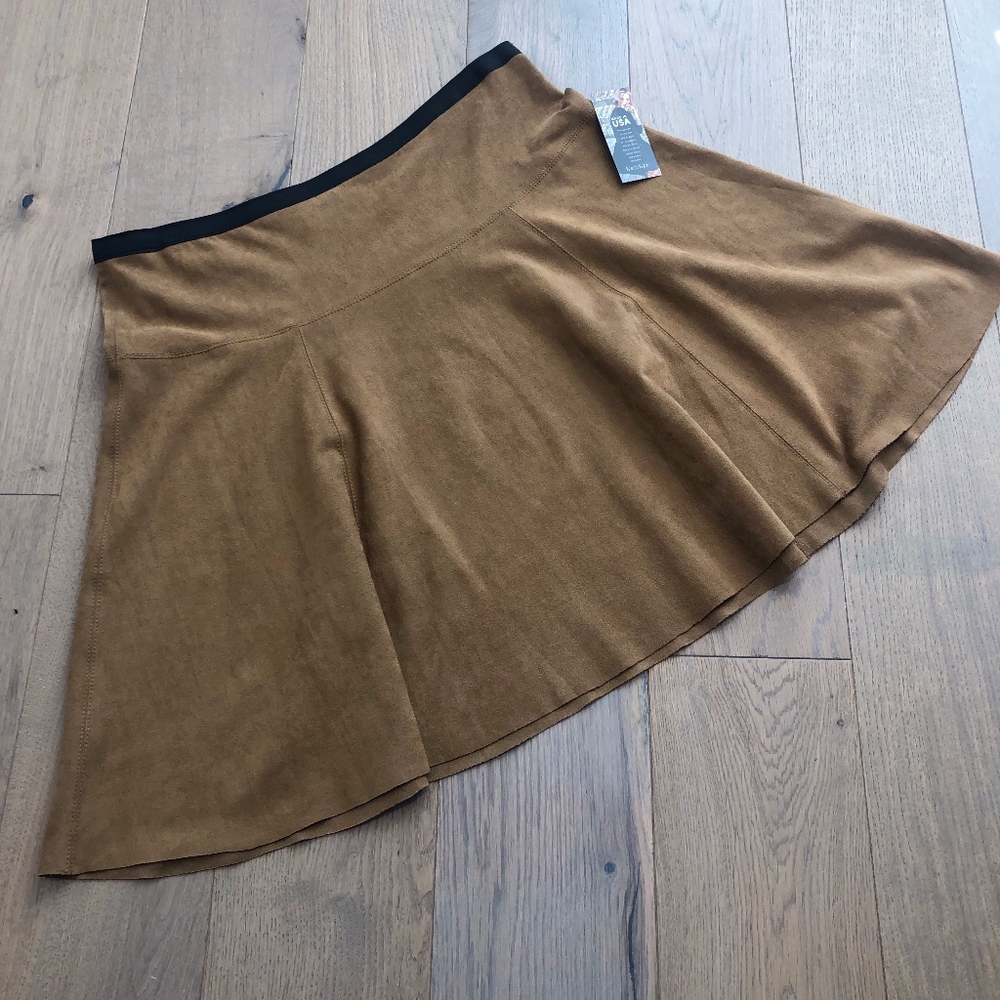 NWT Karen Kane Faux Suede Skirt